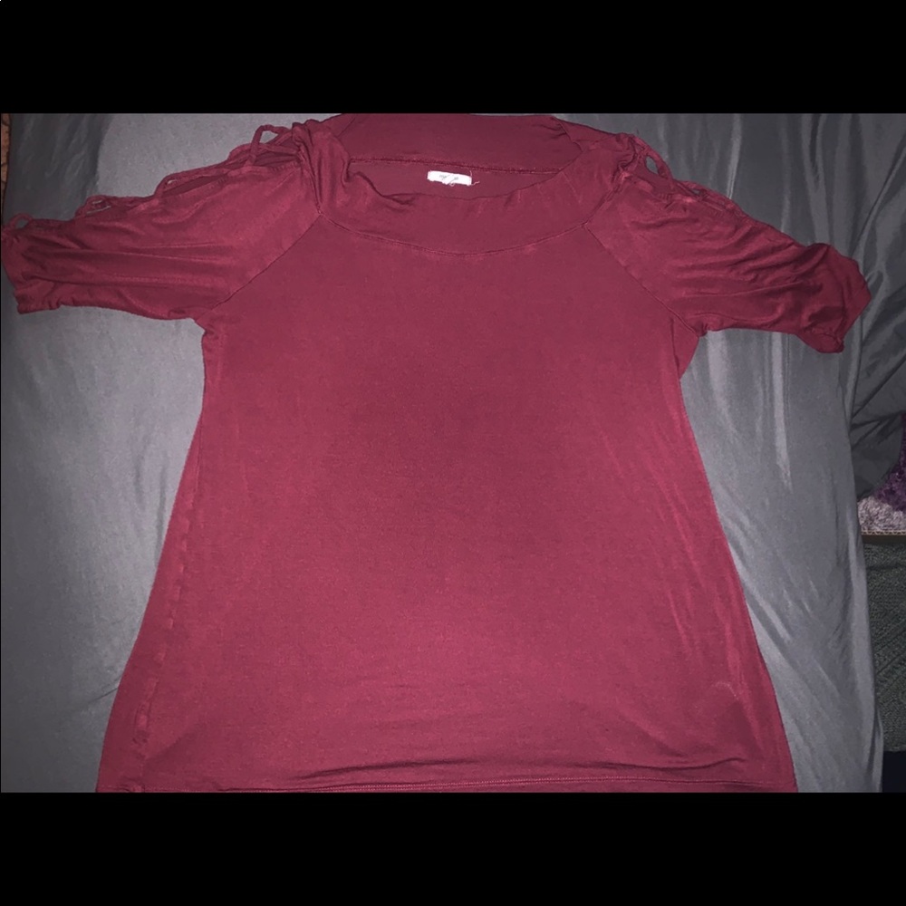 Maurice’s shirt